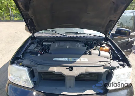 2003 Lincoln Navigator z USA, uszkodzony, nr VIN 5LMFU28R33LJ13692